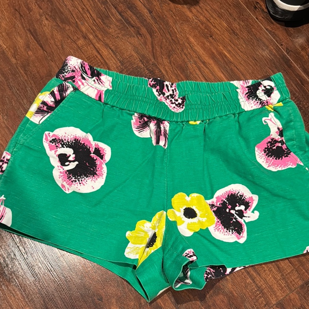 Floral Green Women's Shorts